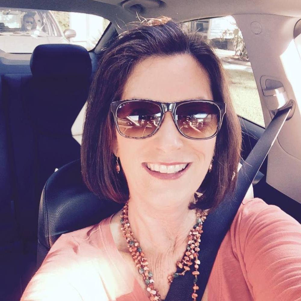 Meet your Posher, Sandi